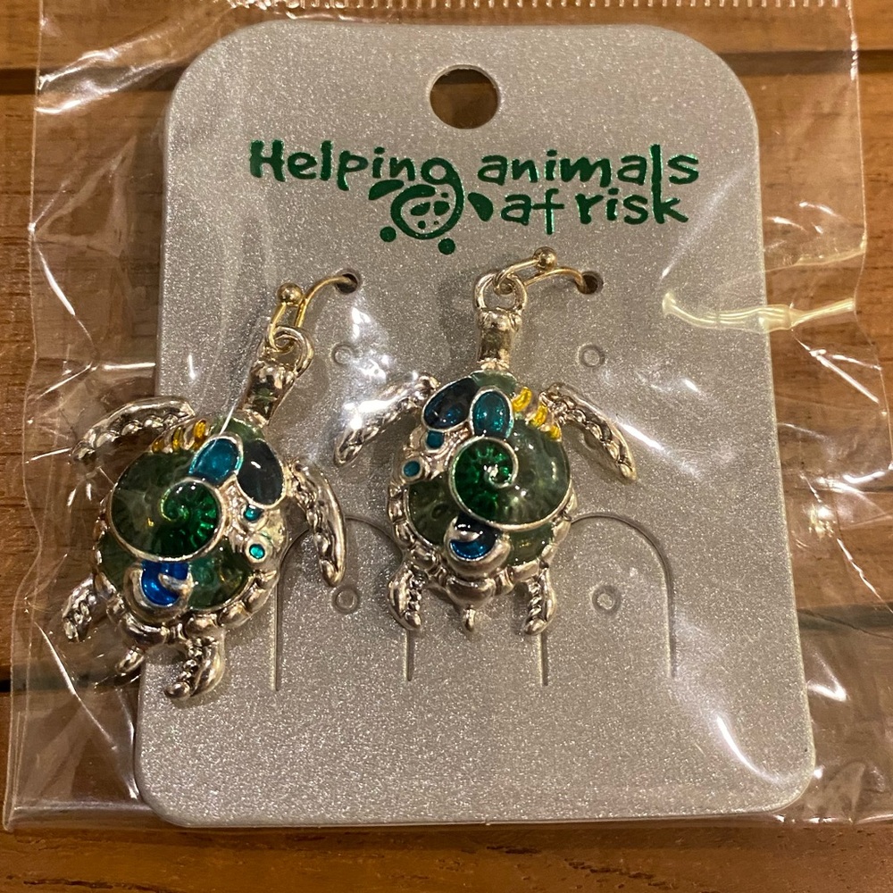 Turtle earrings